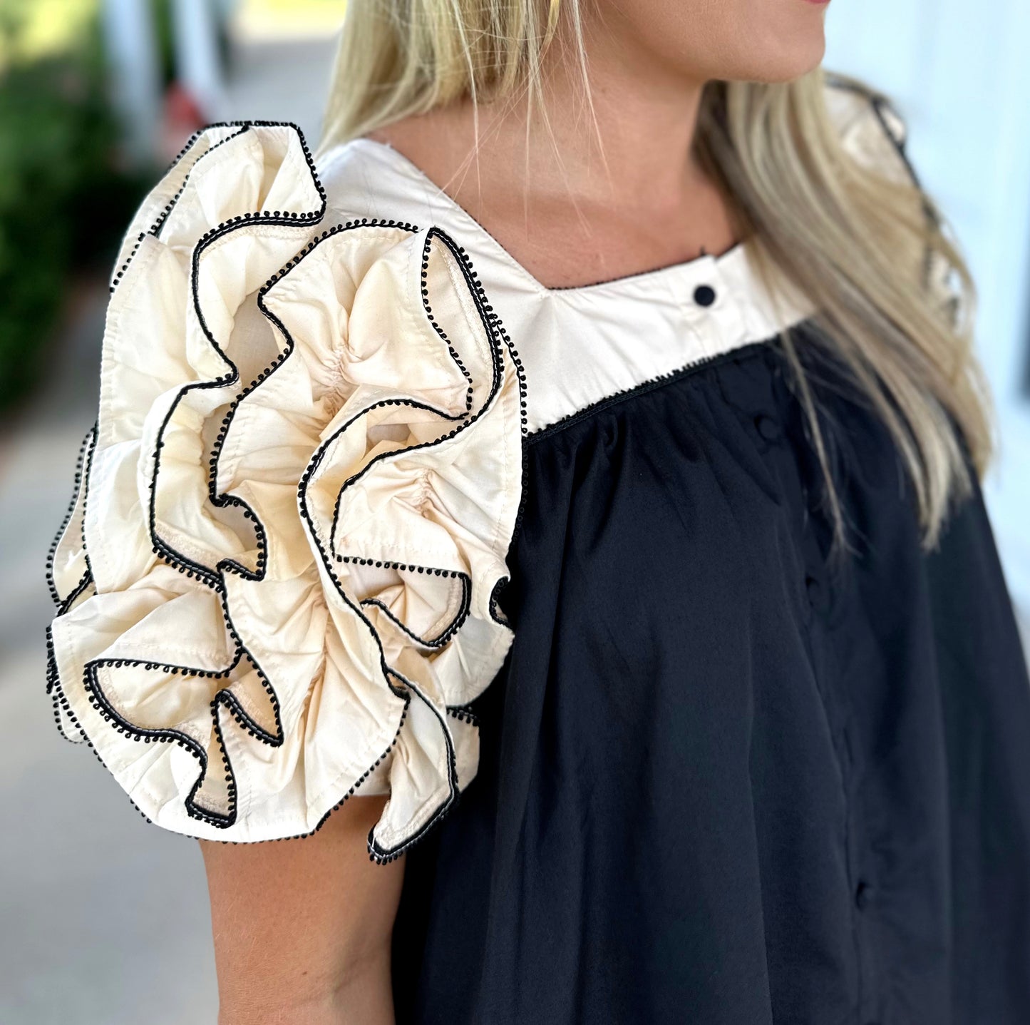 Cream/ Black Ruffle Shoulder Detail Dress